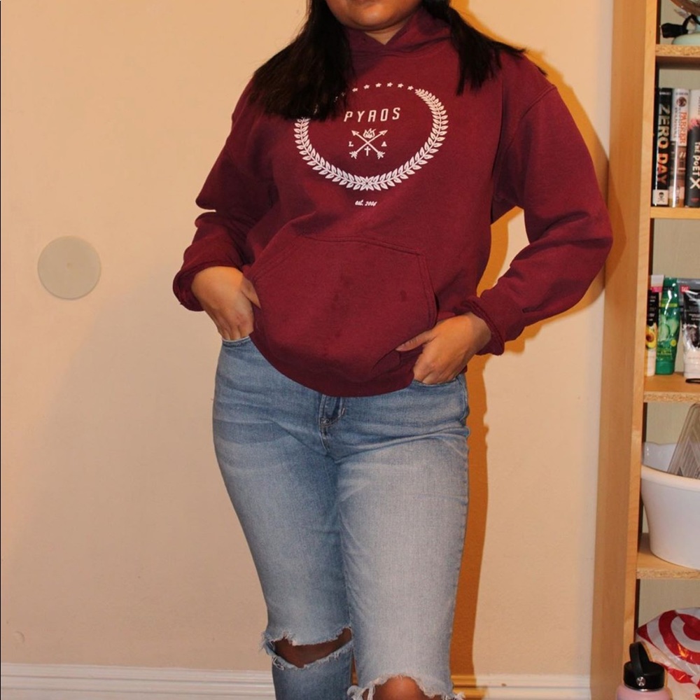 PYROS sweater
